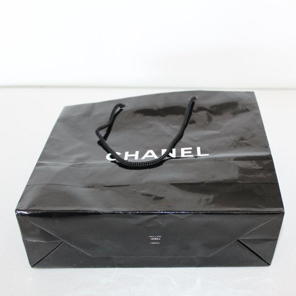 CHANEL BLACK SMALL SHOPPING BAG PAPER - Picture 5 of 5